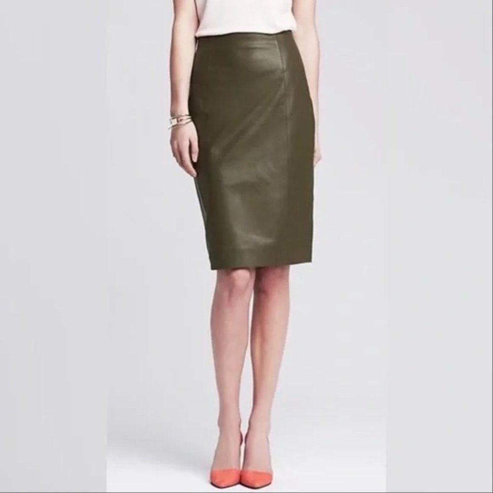Banana Republic Heritage Collection Lamb Leather Pencil Skirt Olive Green 12